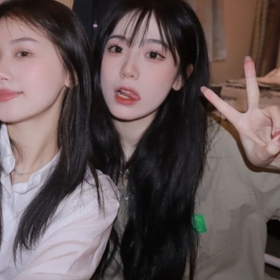 高清好看到爆的闺蜜头像真人图片