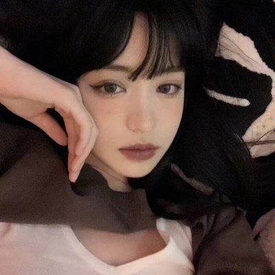 头像女生2021最火正脸真人图片