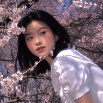 高清带花森系甜美的仙女少女头像图片