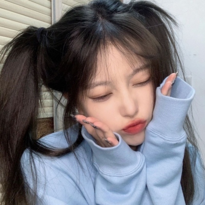 高清适合当网恋发的照片女生头像图片