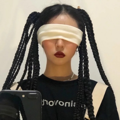 高清漂亮的独立个性女生头像图片