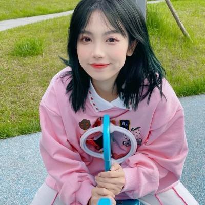 高清漂亮的甜美可爱女生头像粉色真人图片