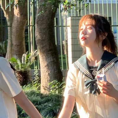 高清清凉清新的夏天闺蜜头像一左一右真人版