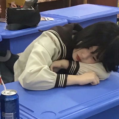 高清漂亮的女生头像校园青春图片