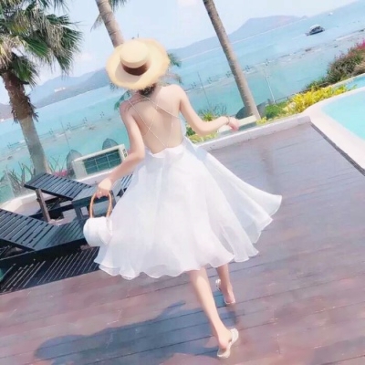 高清有气质戴帽子的女生头像唯美图片
