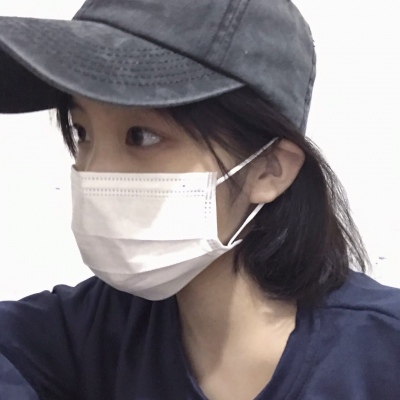 2021头像女戴帽子高清图片