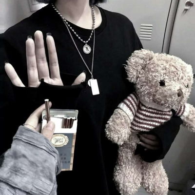 高清真人单身一人图片头像女