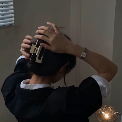 独特个性的小众女头图片