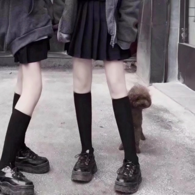 高清不露脸的真人女生头像腿控部位图片