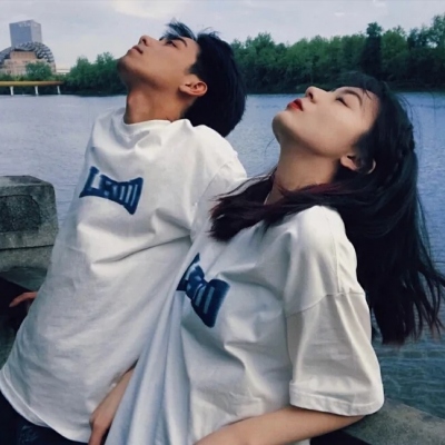 高清复古高端的小众情侣头像图片