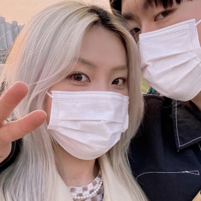 2021年最火爆的情侣头像一男一女两