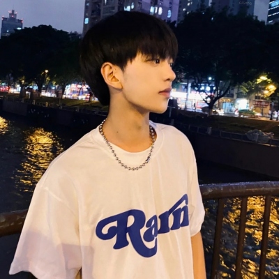 2021超级帅的帅哥头像高清又霸气合集