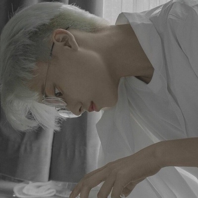 适合暖男用的帅气又很清冷的真人头像,男生头像图片