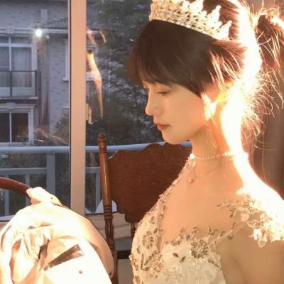 漂亮美女侧脸头像图片