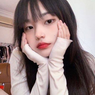 高冷又温柔的女生真人头像