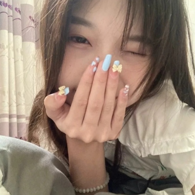 17岁女生真人高清头像大全