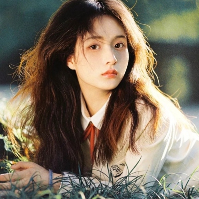 高清漂亮高质量的真人头像女生图片