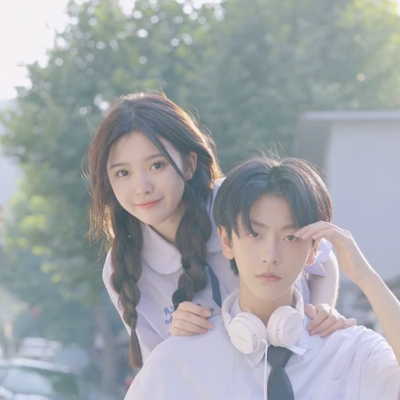 高清清新的情侣头像真人校园风格图片