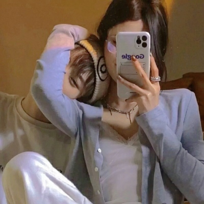 抖音最近很火的真人情侣头像高清图片