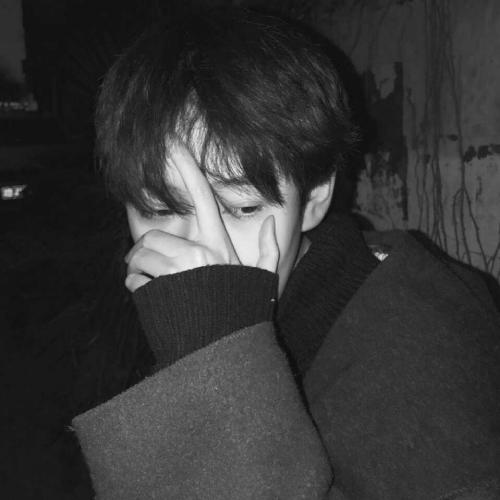 男生头像真人霸气黑白