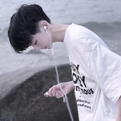 qq男生头像可爱帅气的图片