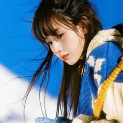 亮色系女孩头像