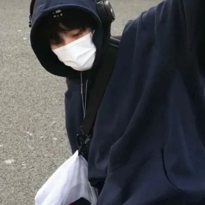 俊秀又冷酷无情的帅男头像图片