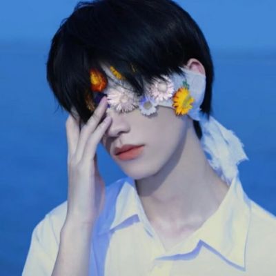 时尚冷傲男生霸气像图片,男生头像图片