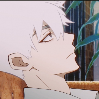 阳光男生帅气头像高清