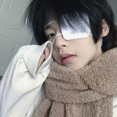 冷傲霸气十足的头像男生