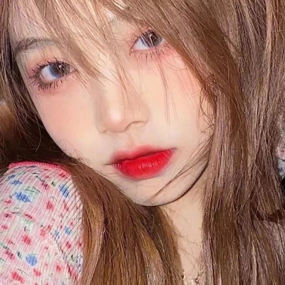 非主流真人女生伤感头像