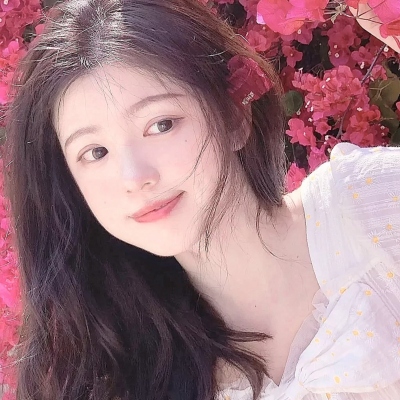 长发大方美女头像图片