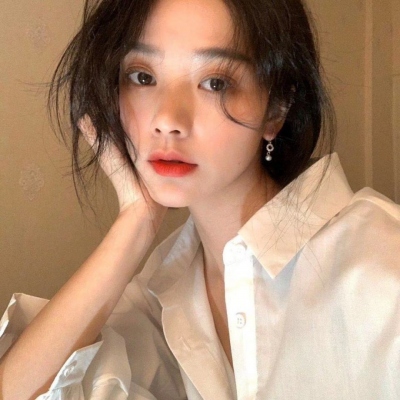 非主流真人女生伤感头像