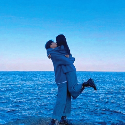情侣头像蓝色海边图片