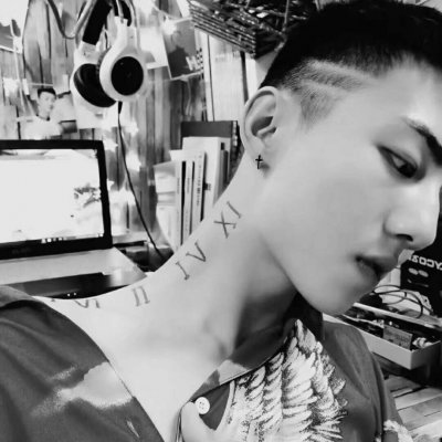 高清帅哥真人头像图片