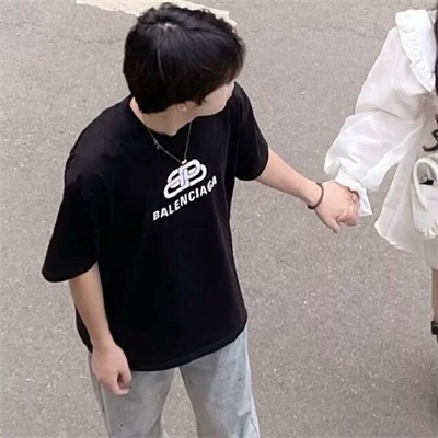 尤其震撼的情侣头像