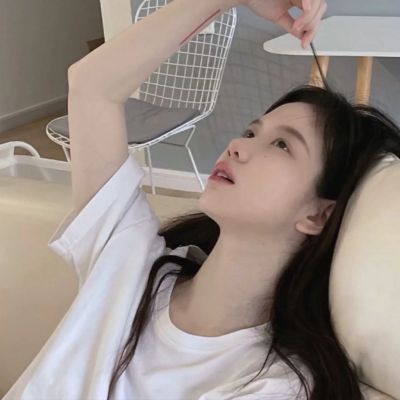 高清霸气长头发女生头像图片